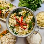 Lẩu gà ta lá é