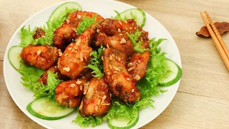 Tiết Lộ 7 Bí Quyết Cách Chiên Cánh Gà Cháy Tỏi Giòn Thơm Lừng Chuẩn Vị Gu Bình Dân 