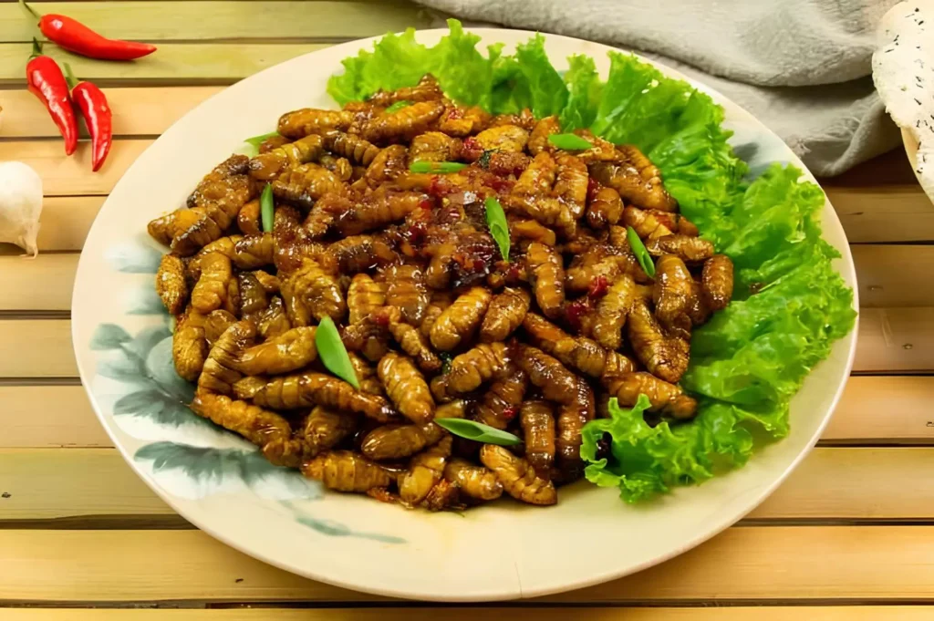 Nhộng Tằm Chiên Nước Mắm GU Bình Dân