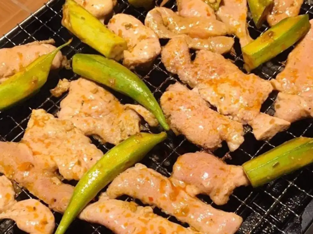 Khám Phá Sức Hút Mãnh Liệt Của Vú Heo Nướng Chao